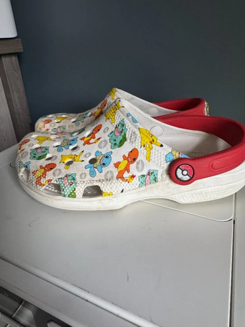Pokémon Crocs Kids Junior Size 5 Red White Character Clogs